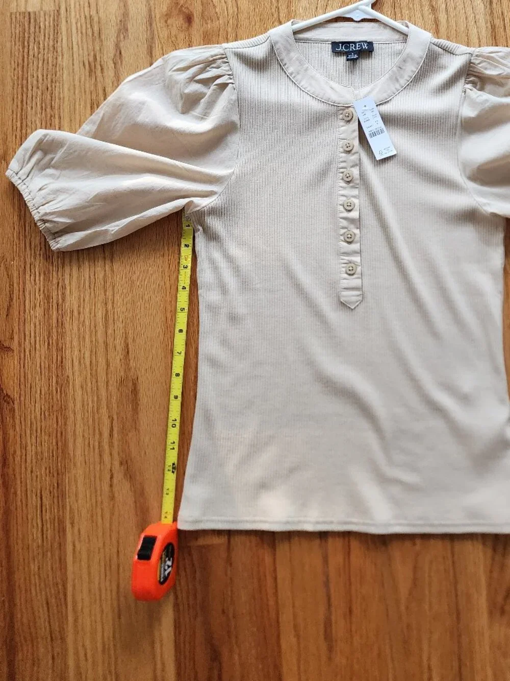NWT J.Crew Vintage Rib Puff-Sleeve Henley Top in Beige (Size Small)